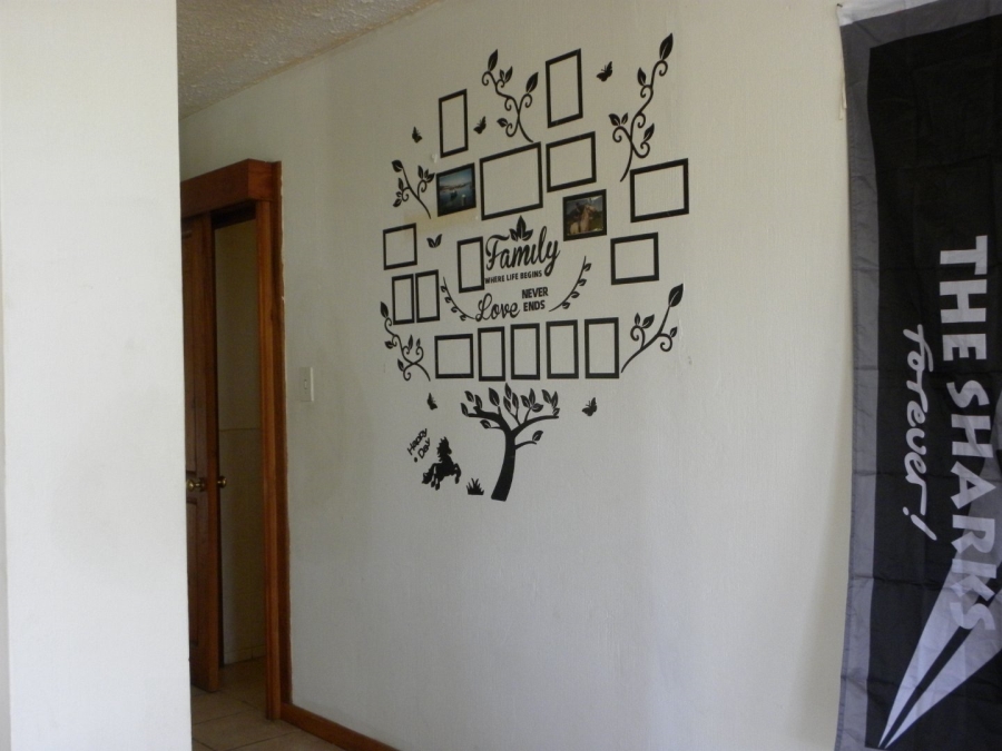 5 Bedroom Property for Sale in Wavecrest Eastern Cape